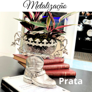 Metalização de botinha em prata